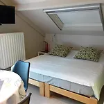 B&B Roseland